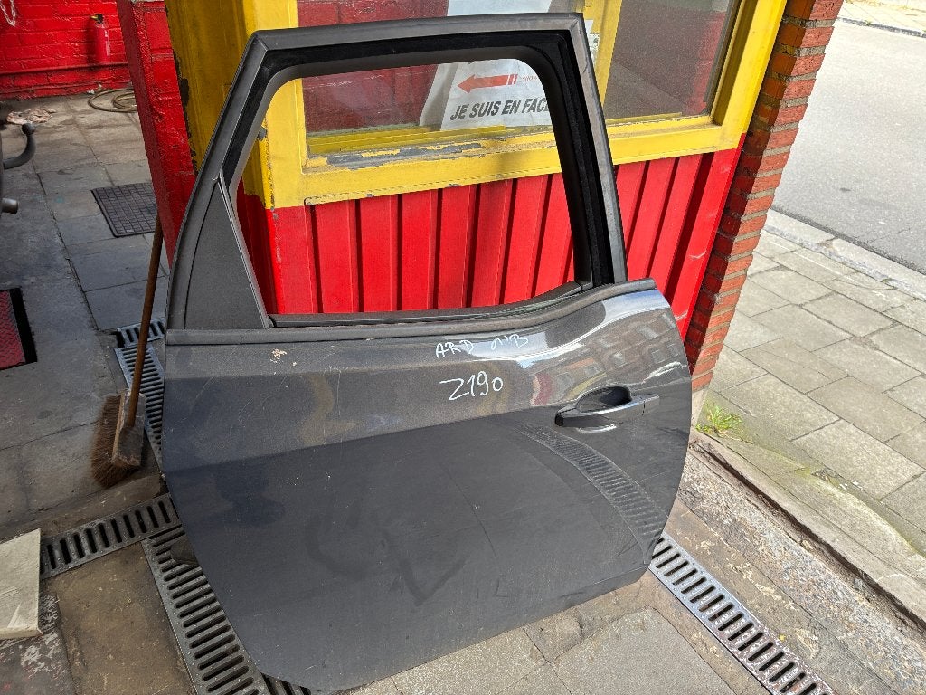 PORTIERE ARRIERE DROITE OPEL MERIVA B, RUE BRIGADE PIRON 307, Enlèvement, Utilisé, Arrière