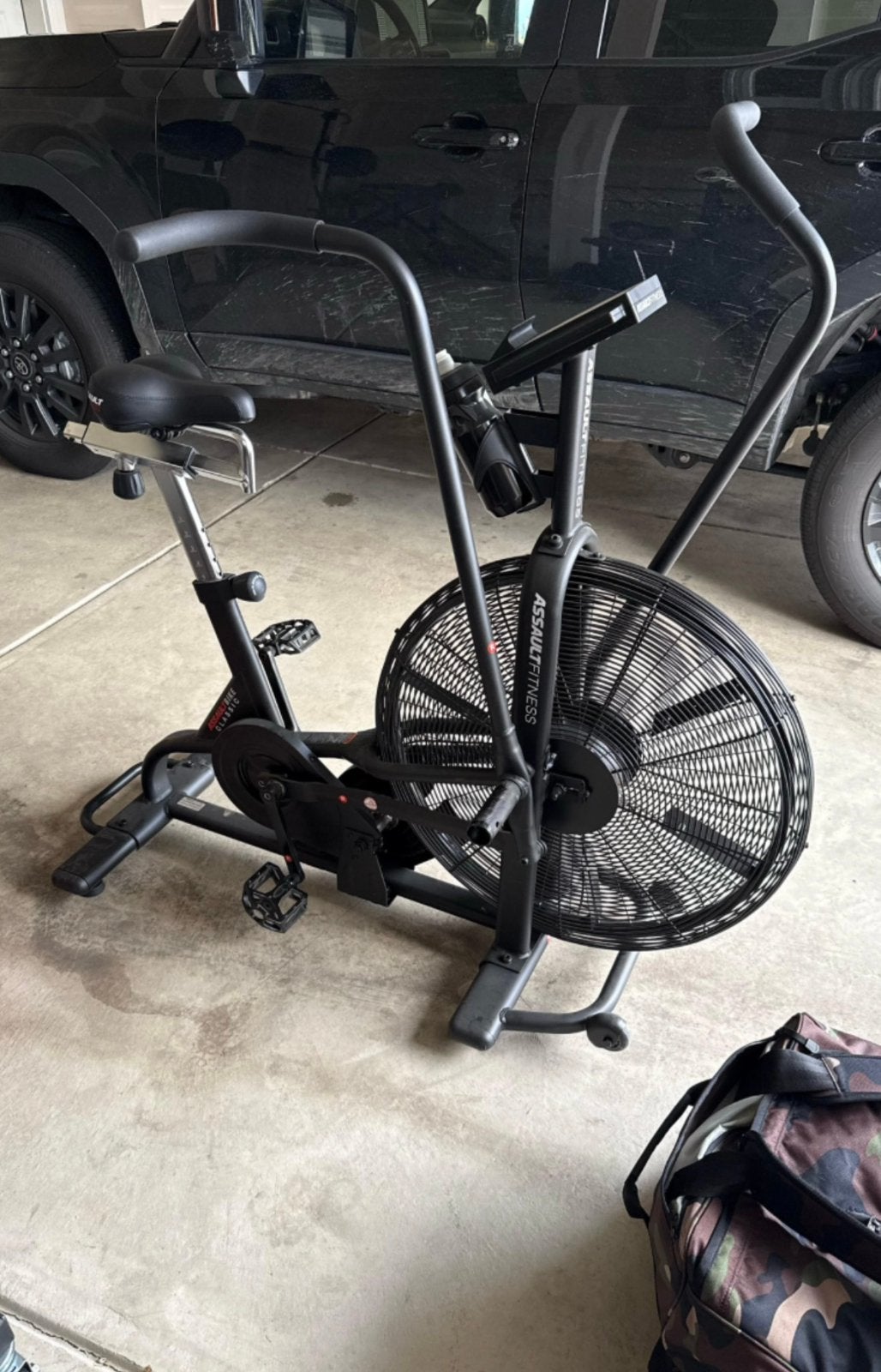 Assault bike, Sport en Fitness, Ophalen, Zo goed als nieuw