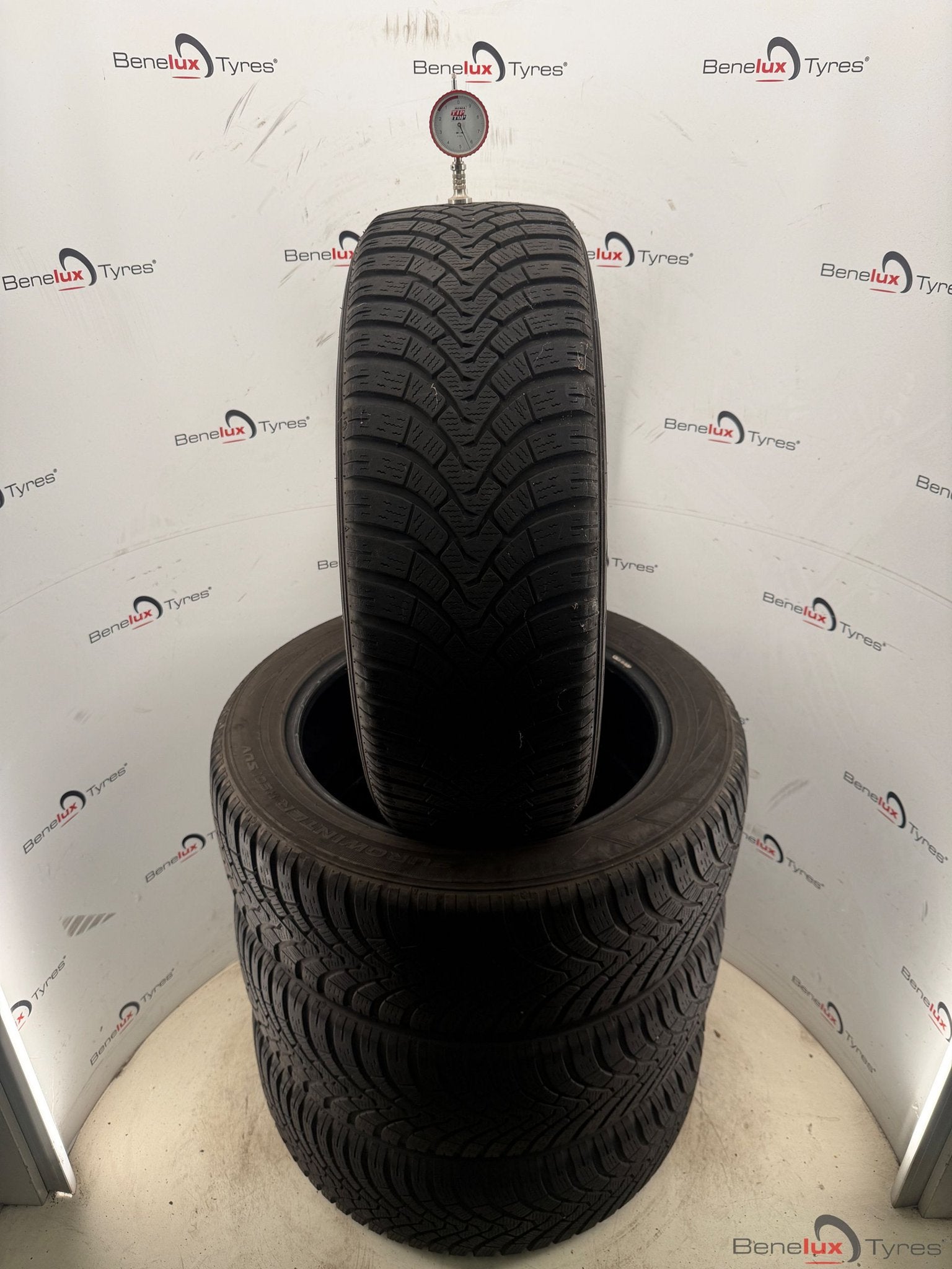 winter 225/55R19 99H Falken SUV 225/55 R19 225/55/19 2255519, Autos : Pièces & Accessoires, Pneus hiver, Véhicule de tourisme