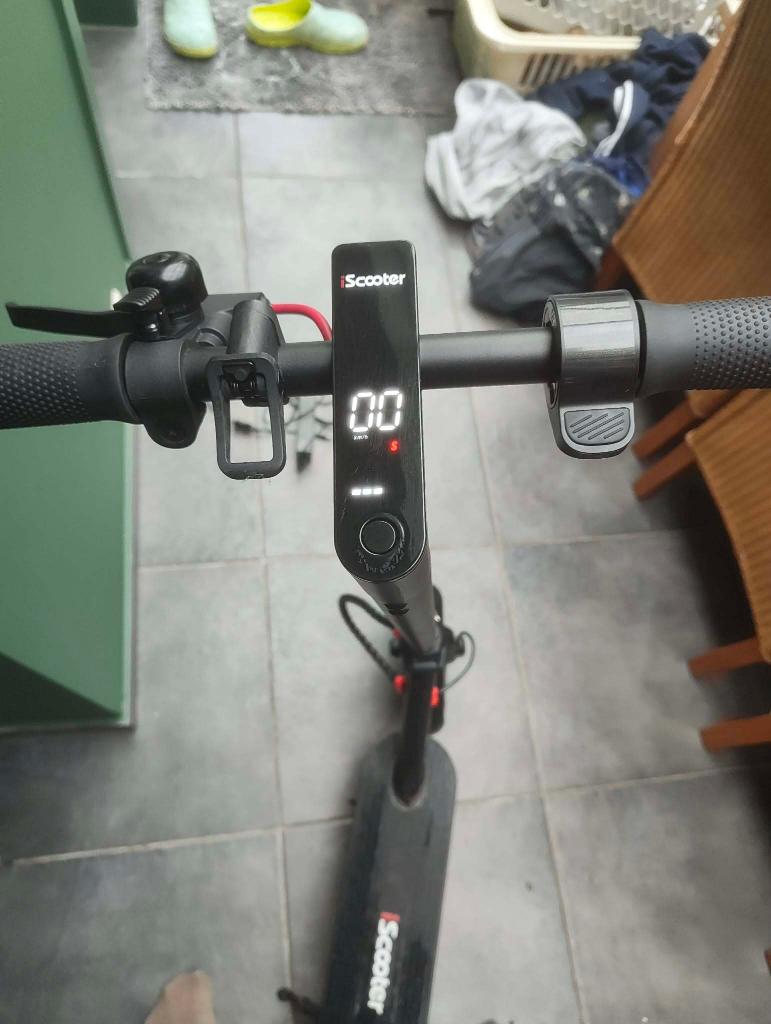 iScooter i9, Vélos & Vélomoteurs, Trottinettes, Utilisé, Step électrique (E-scooter), Enlèvement