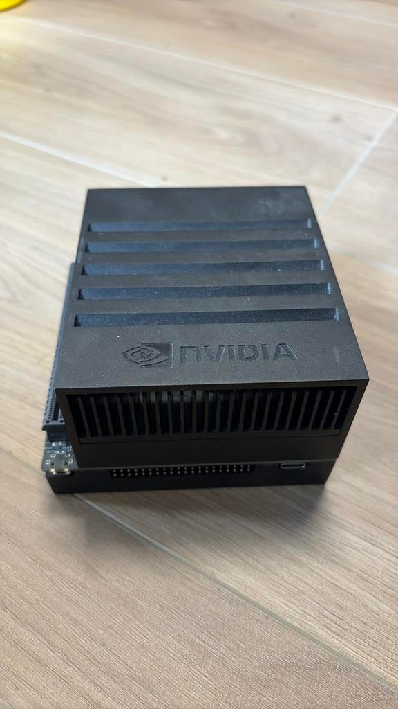 NVIDIA Jetson AGX Xavier Developer Kit (32GB), Ophalen, Zo goed als nieuw