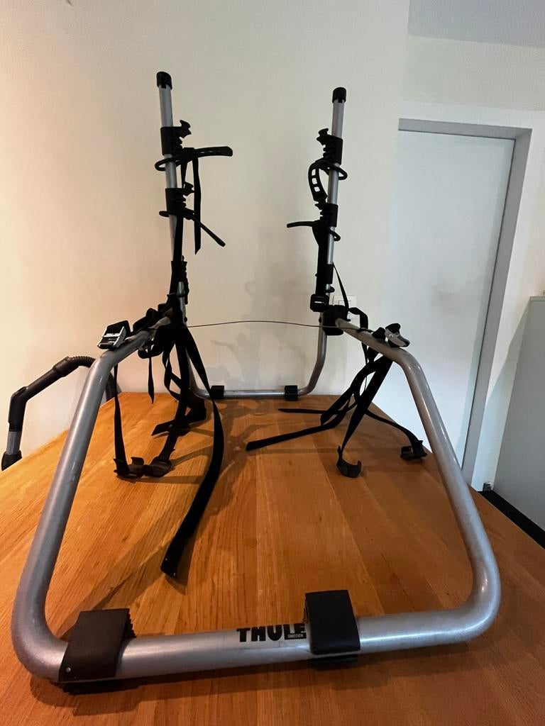 Thule Fietsendrager (3 fietsen), Auto diversen, Fietsendragers, Ophalen, 3 fietsen of meer, Zo goed als nieuw, Achterklepdrager