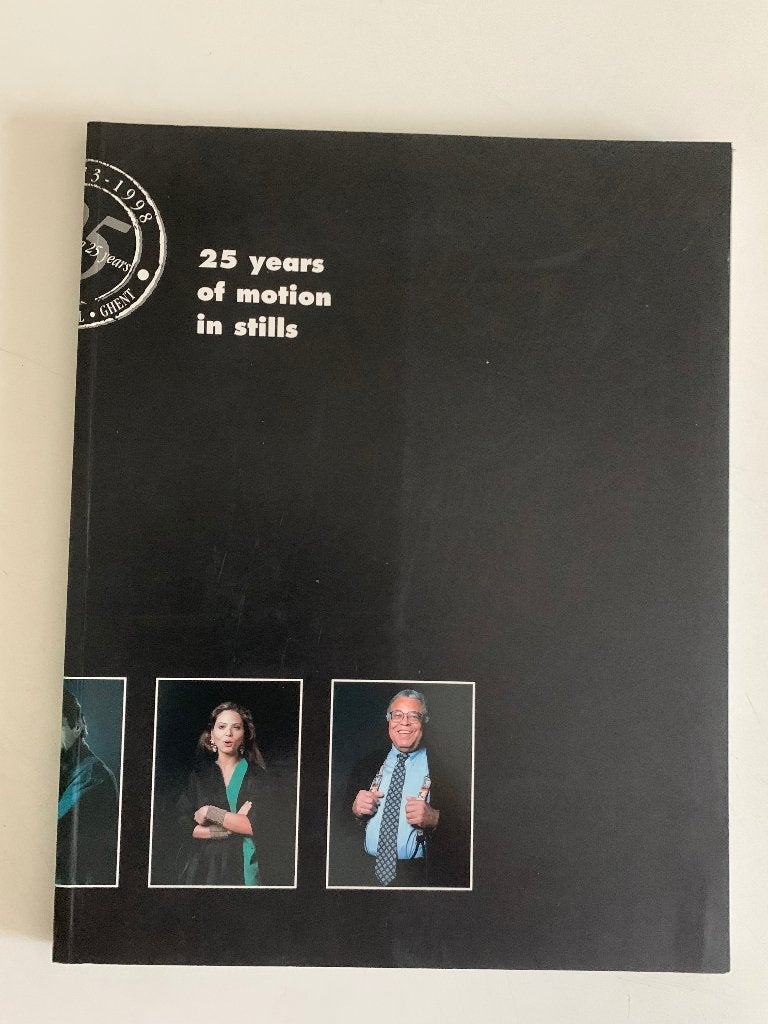 25 years of motion in stills, Boeken, Kunst en Cultuur | Beeldend, Ophalen of Verzenden, Gelezen