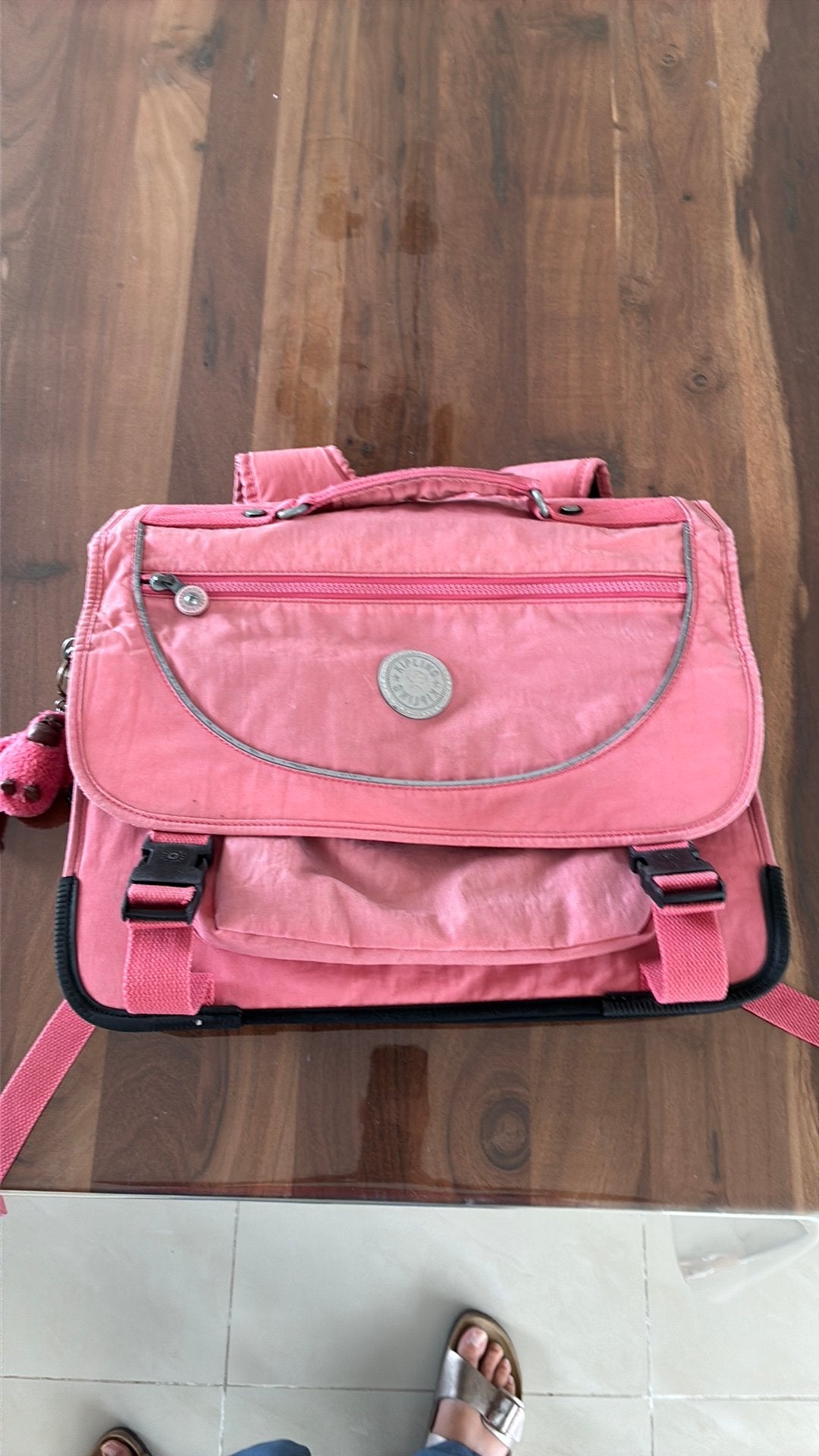 Cartable kipling, Enlèvement, Utilisé