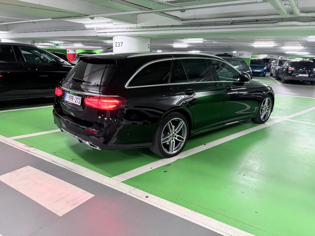 Mercedes Benz E200 D 2018 AMG LINE, Auto's, Automaat, Achterwielaandrijving, Zwart, 5 deurs