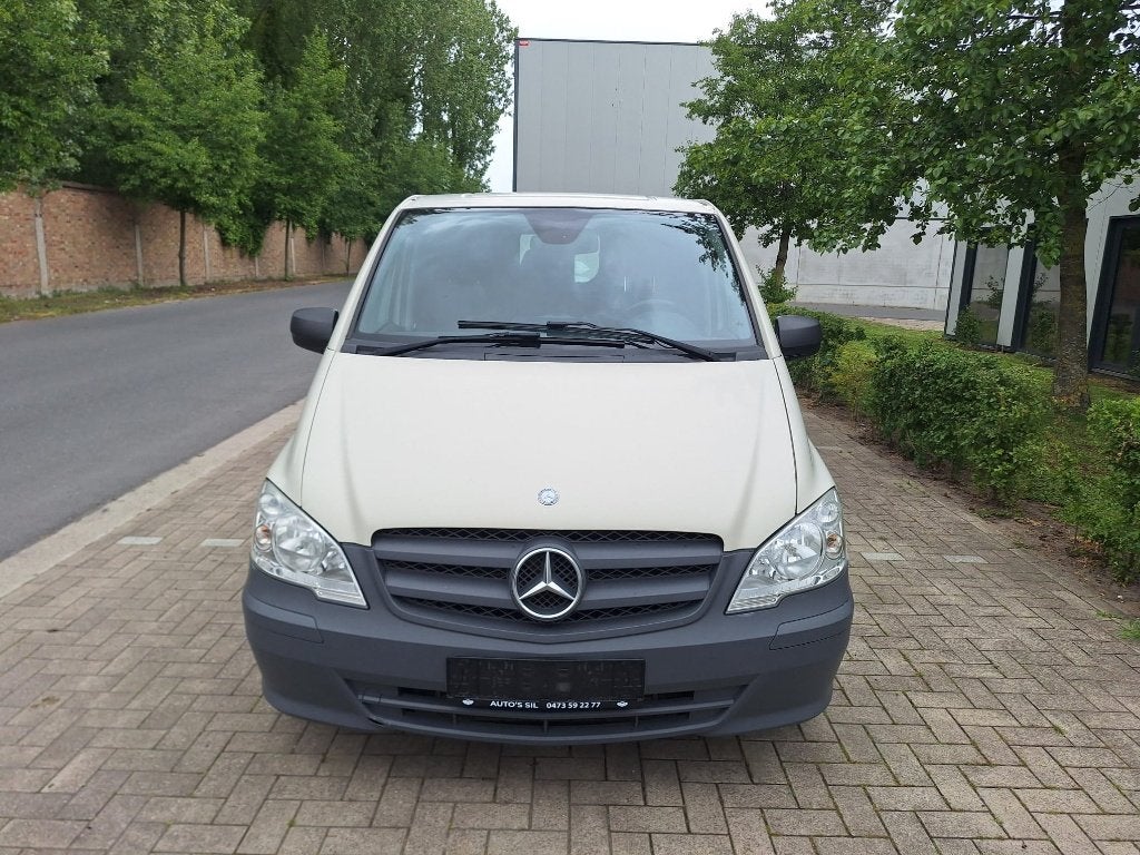 Mercedes Vito 113CDI | 100dkm, Auto's, Bestelwagens en Lichte vracht, 100 kW, Euro 5, Zwart, Mercedes-Benz