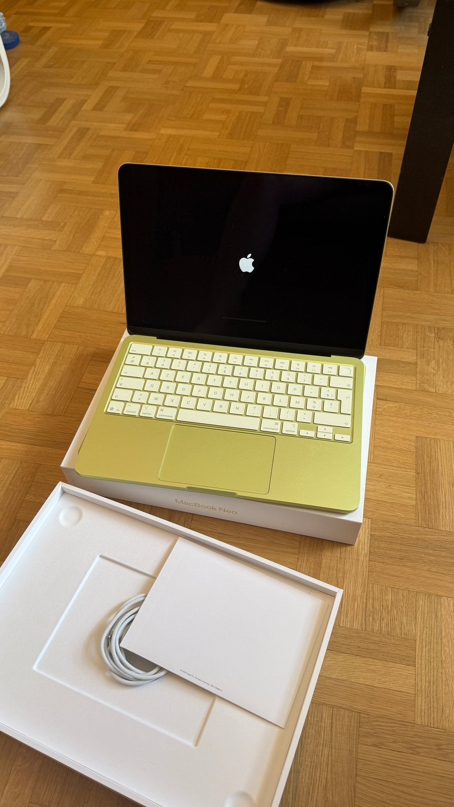 MacBook Neo Citrus 8GB - 512GB opslag, Computers en Software, Ophalen, 8 GB, 13 inch, 512 GB