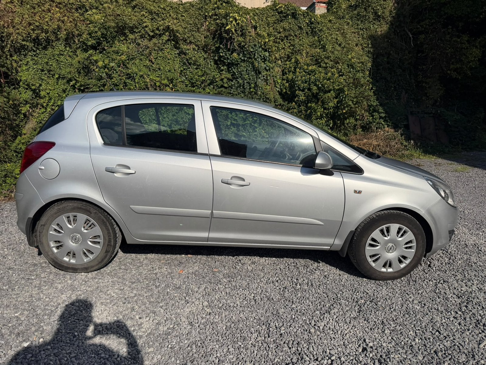 Opel corsa 1200cc essence, Autos, Achat, Boîte manuelle, Berline, Particulier
