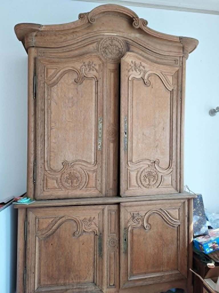 Meuble deux corps en chêne, Enlèvement