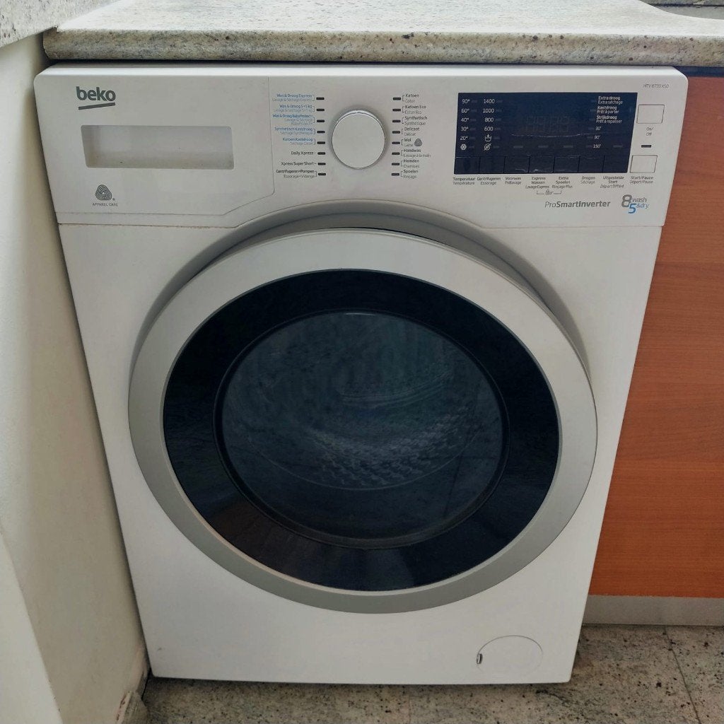 washing machin, Elektronische apparatuur, Wasmachines, 1200 tot 1600 toeren, Gebruikt, 8 tot 10 kg, Ophalen of Verzenden
