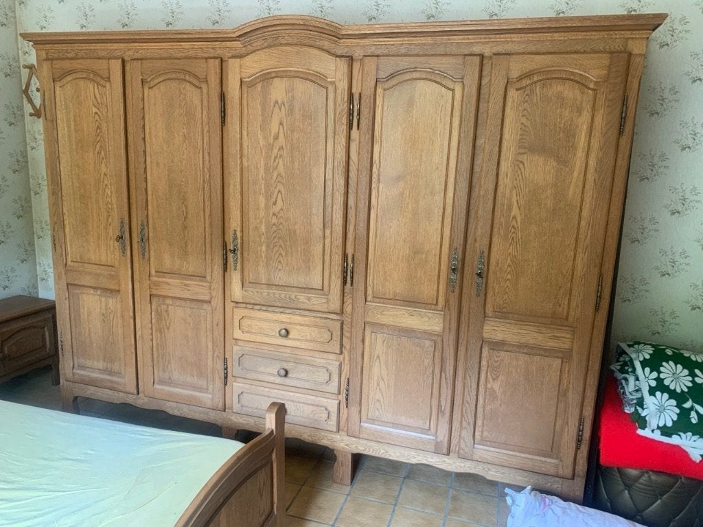 Garde robe chêne 5 portes, Maison & Meubles, Armoires | Penderies & Garde-robes, Avec tiroir(s), 200 cm ou plus, Utilisé, Classique