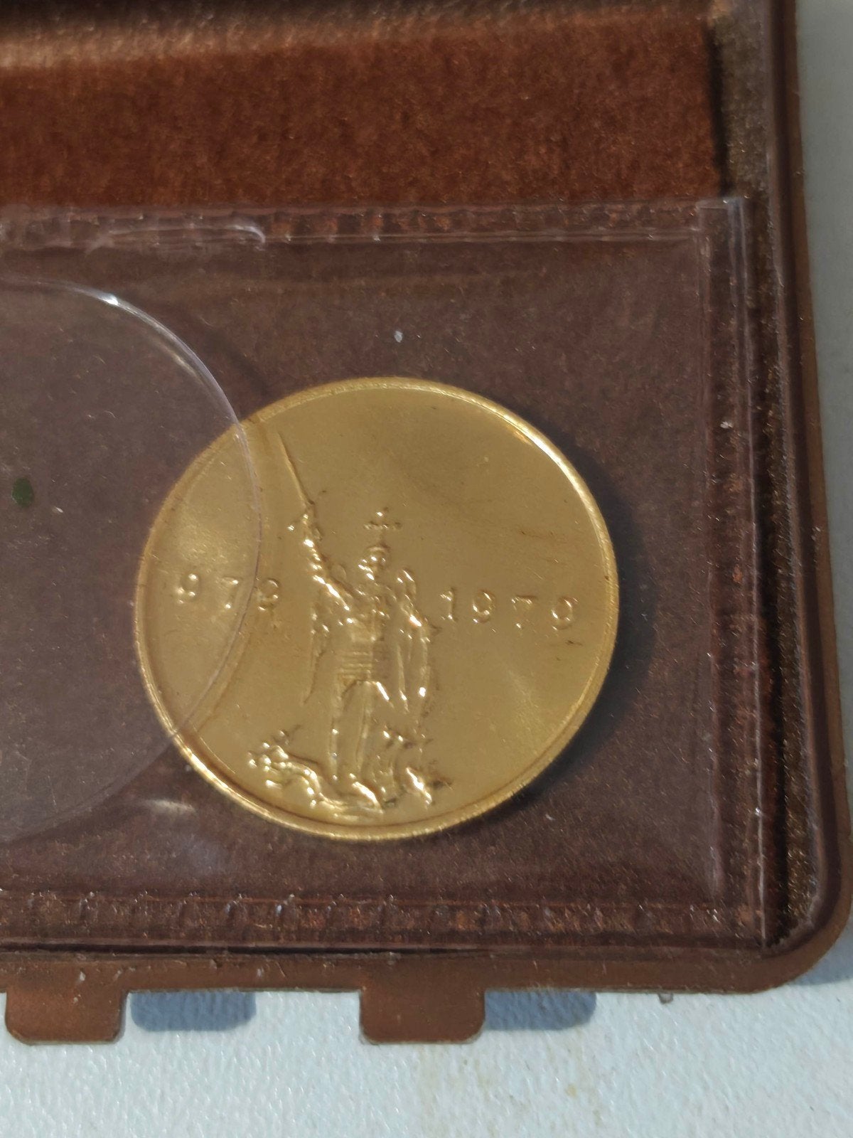 Belgische duizend jaar oude gouden munt uit Brussel, Ophalen of Verzenden, Goud