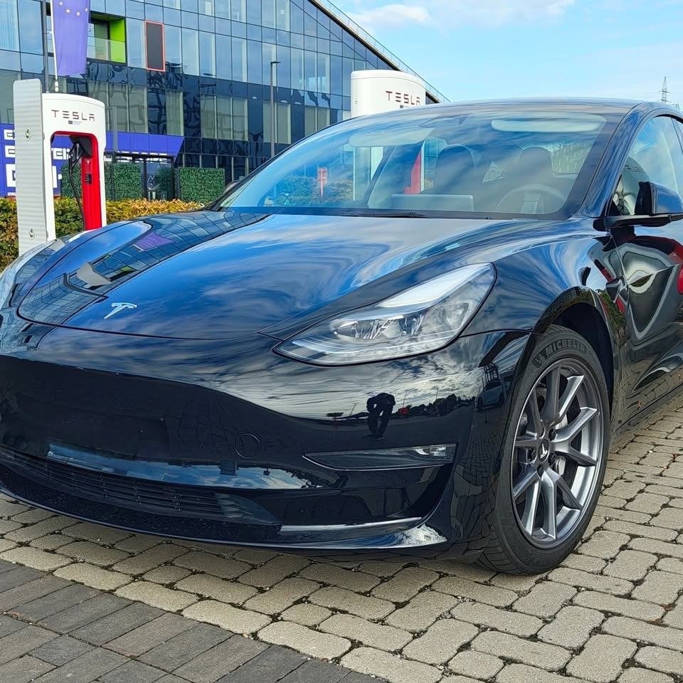 Tesla Model 3 Dual Motor Long Range 2023 34000km, Autos, Achat, Euro 6, Entretenue par le concessionnaire, Noir