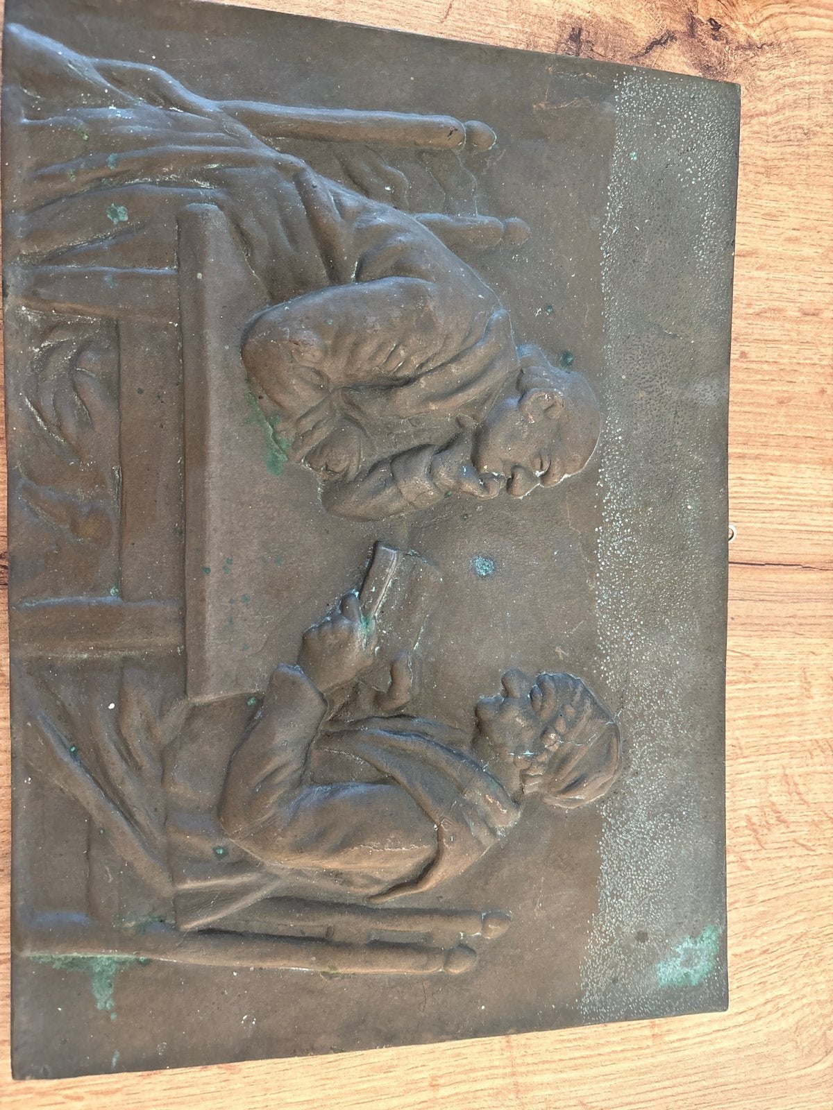 Plaque ancienne en bronze massif – Bas-relief scène flamande, Enlèvement ou Envoi, Classique, Gris, Scène