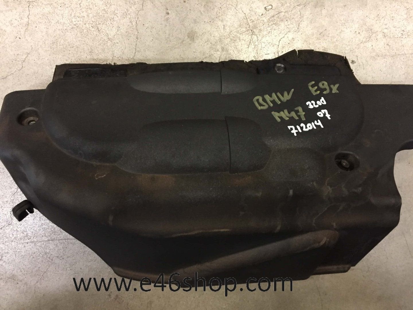 BMW E90 320d motorafdekplaat oem 143897, -, Utilisé, -, Enlèvement ou Envoi