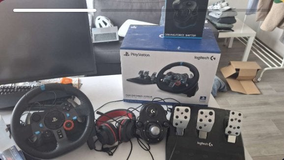 race setup ps4, Games en Spelcomputers, Spelcomputers | Sony PlayStation 4, Nieuw, Original, Ophalen