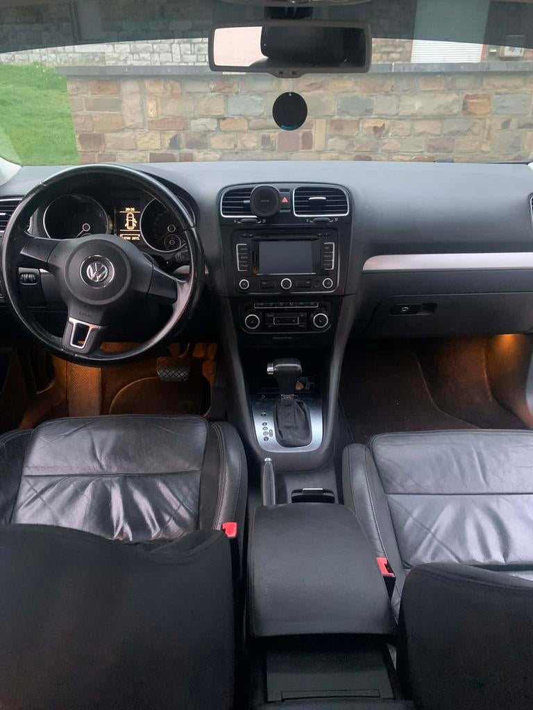 Vw golf 6, Autos, Volkswagen, Cuir, Argent ou Gris, Noir, 5 cylindres