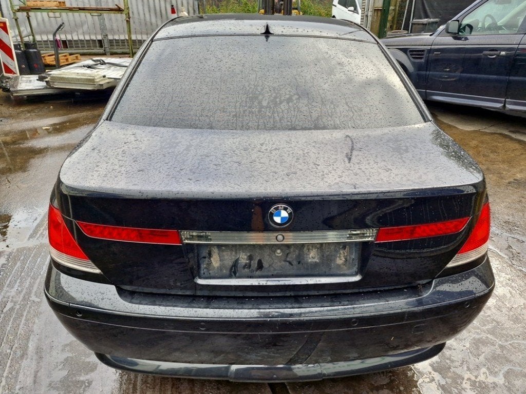 HAYON ARRIÈRE / MALLE BMW 7 serie (E65 / E66 / E67), Haillon arrière, Utilisé, BMW, Petuelring 130
80809  München, DE