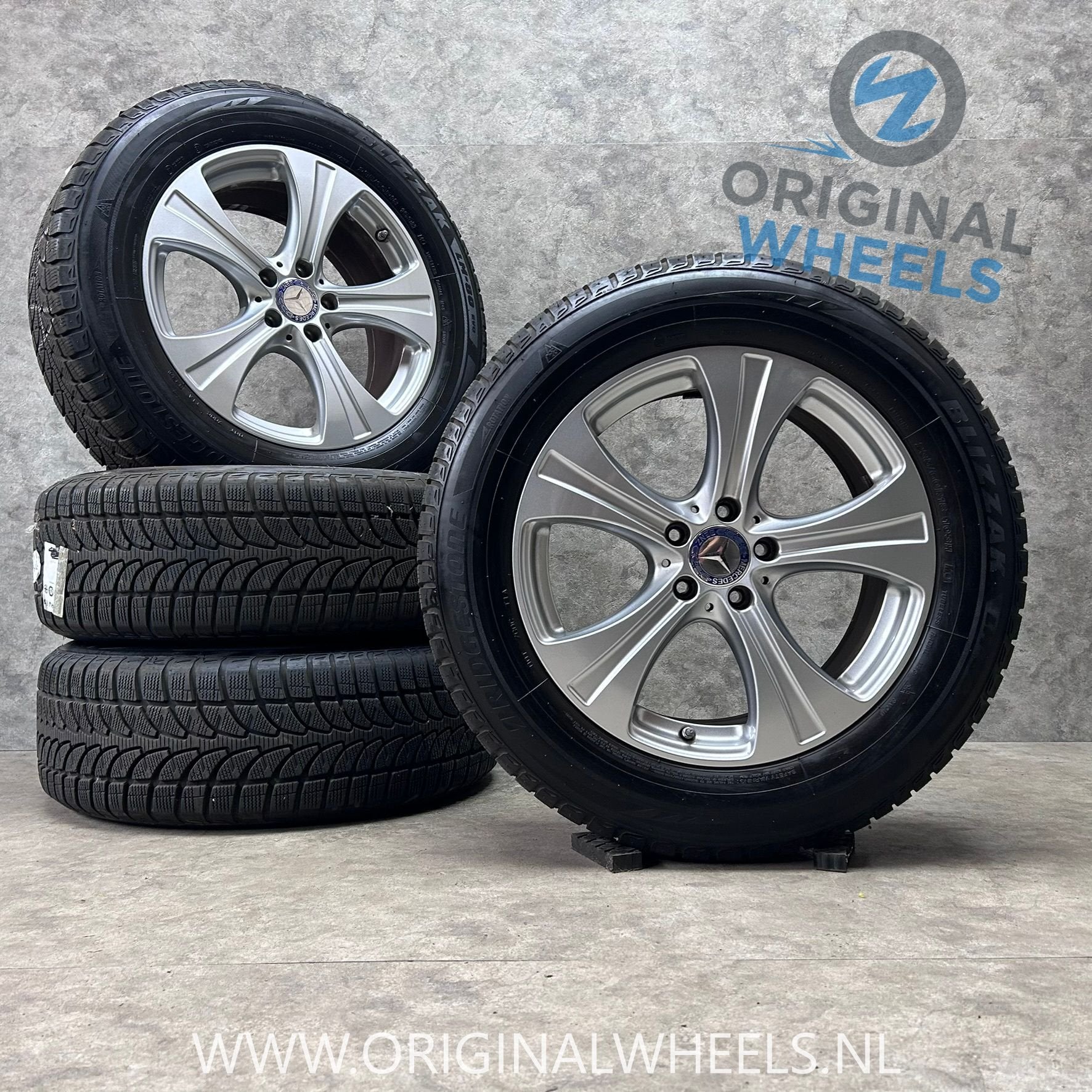 18 inch originele velgen + winterbanden Mercedes GLC - ML, Autos : Pièces & Accessoires, Pneus et Jantes, Véhicule de tourisme