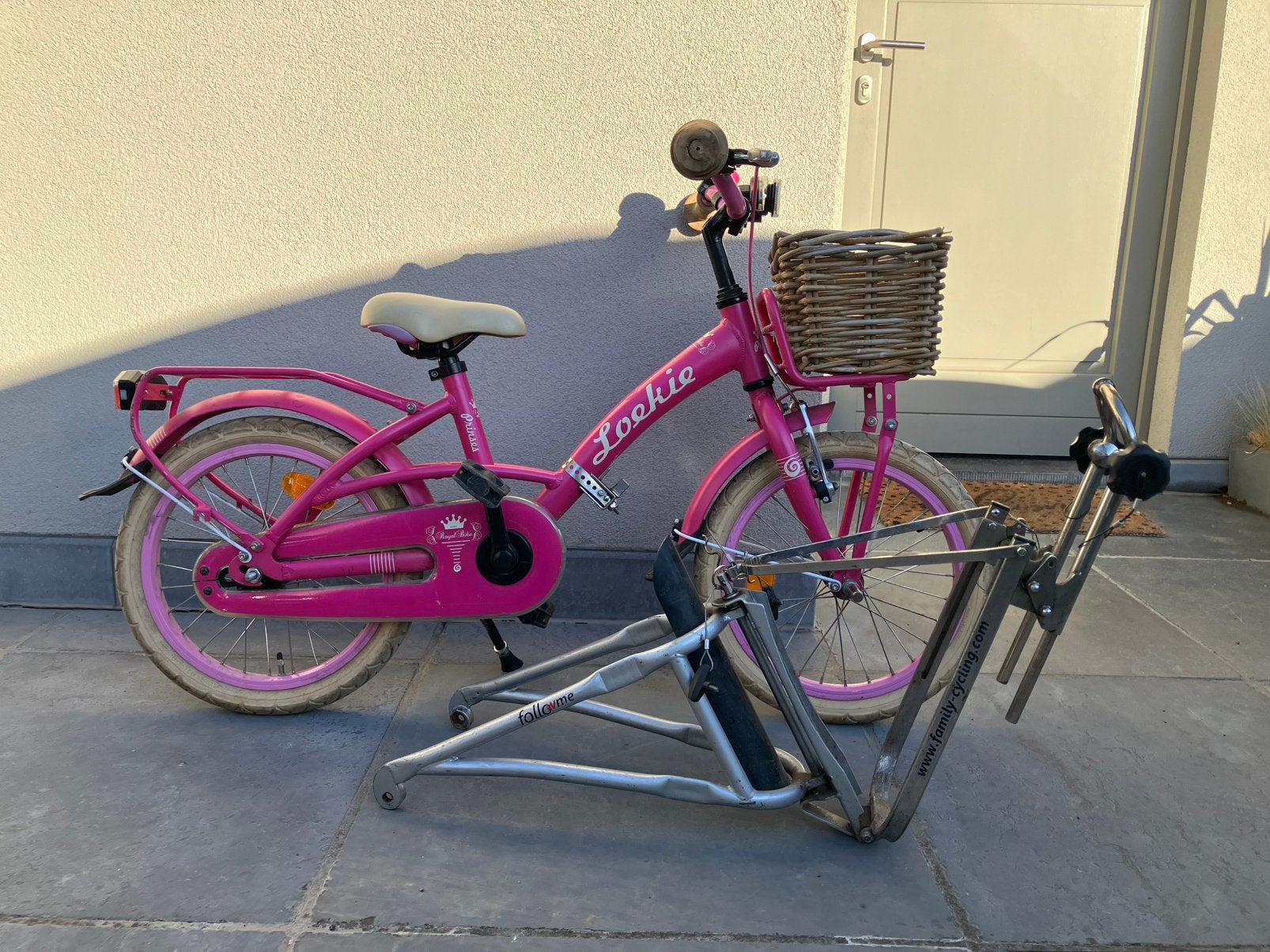 Meisjesfiets + followme systeem, Ophalen, Opvouwbaar, Zo goed als nieuw, Aanhangfiets