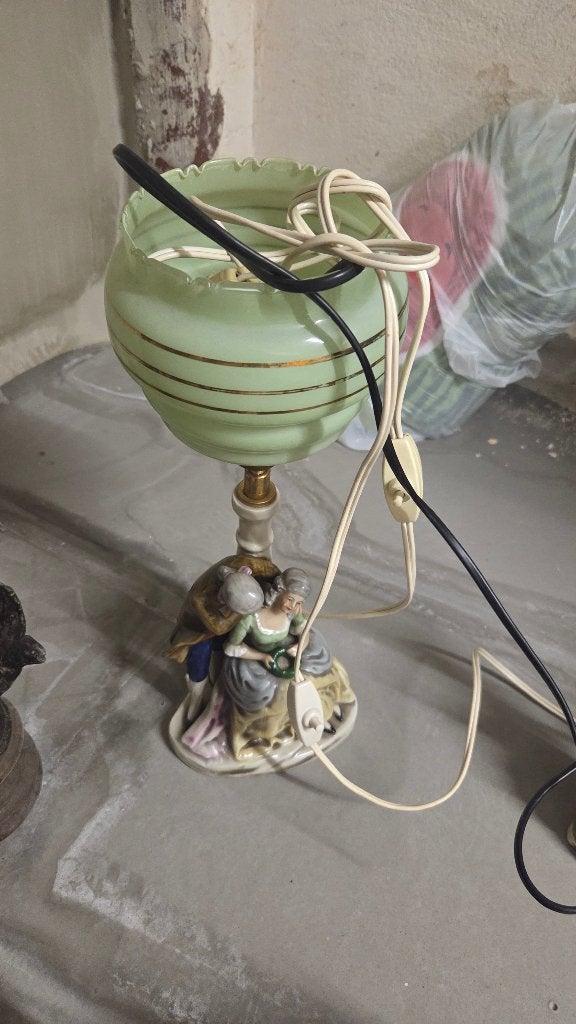Vintage Duitse porseleinen tafellamp met groene opaline kap, Ophalen, Gebruikt, Glas, Vintage