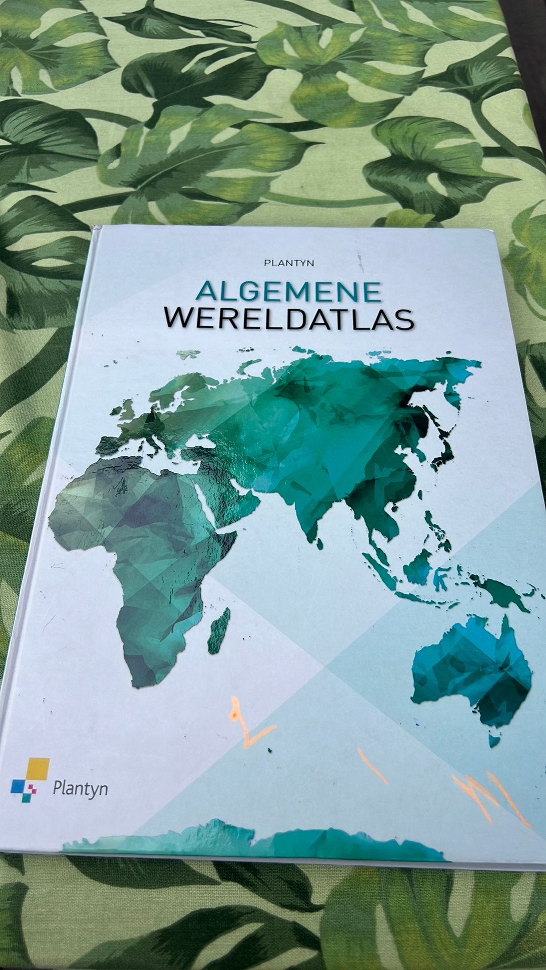 Plantyn Algemene Wereldatlas editie 2017, Livres, Enlèvement ou Envoi, Dirk Vanderhallen Etienne Van Hecke
