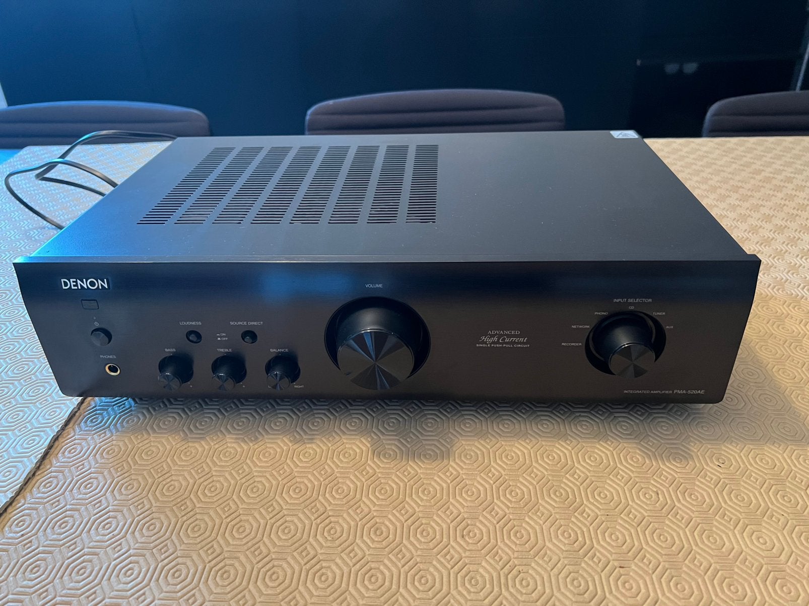 Denon versterker PMA-520AE, Enlèvement, Comme neuf, Denon