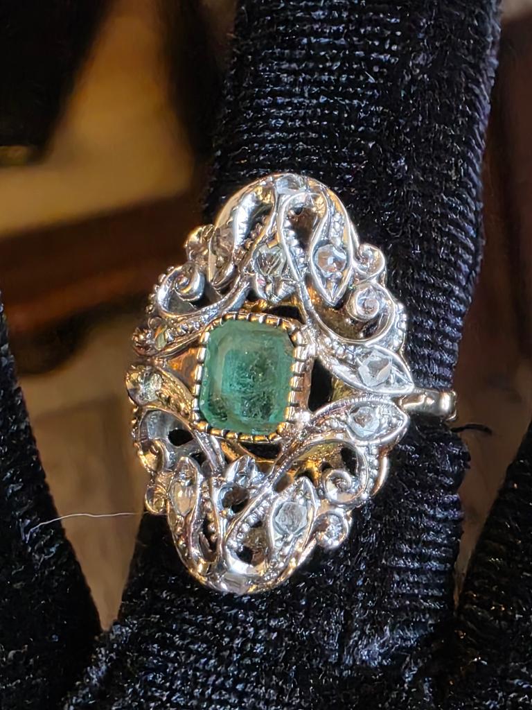 Antieke gouden rong met smaragd en diamanten, Enlèvement ou Envoi, Or, Comme neuf, Or