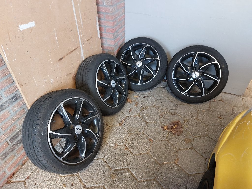 Autobanden, Ophalen, Gebruikt, 16 inch, All Season