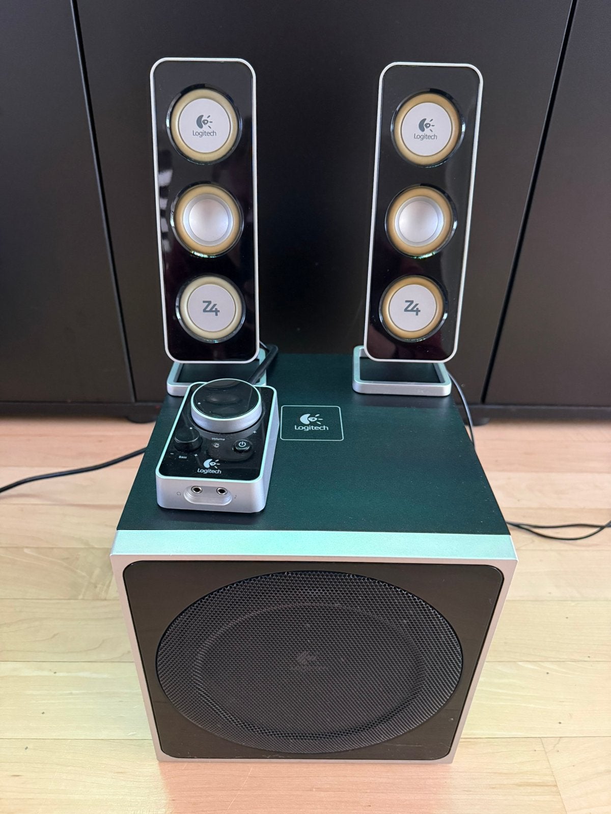 Logitec Z4, Computers en Software, Ophalen, Audiokanaal 2.1