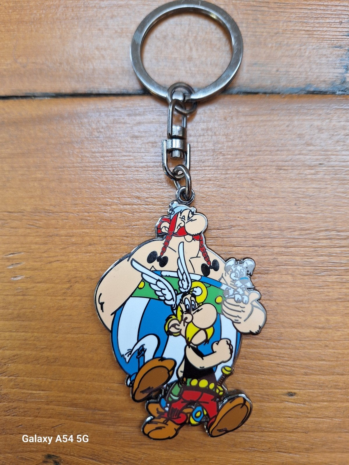Asterix Obelix et Idefix, jolie porte clés ,en parfait état