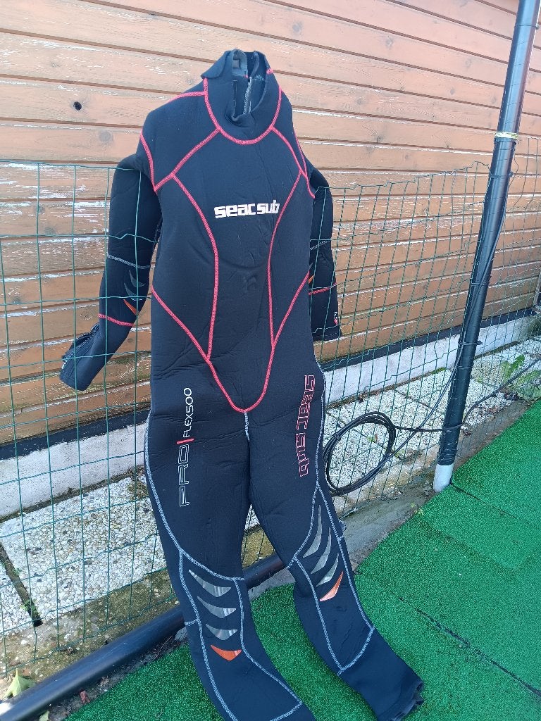 Semi -Dry duikpak, Watersport en Boten, Ophalen, Zo goed als nieuw, Duikpak