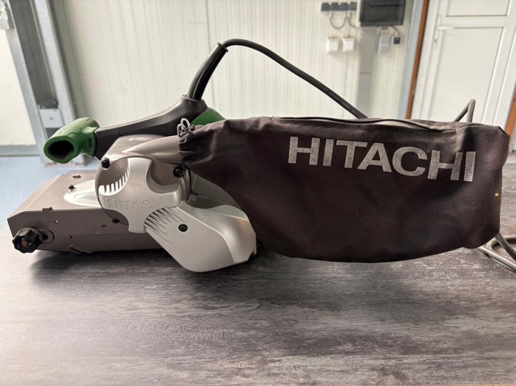 Hitachi SB10V2 Bandschuurmachine, Bricolage & Construction, Outillage | Ponceuses, Enlèvement, Neuf, Ponceuse à bande