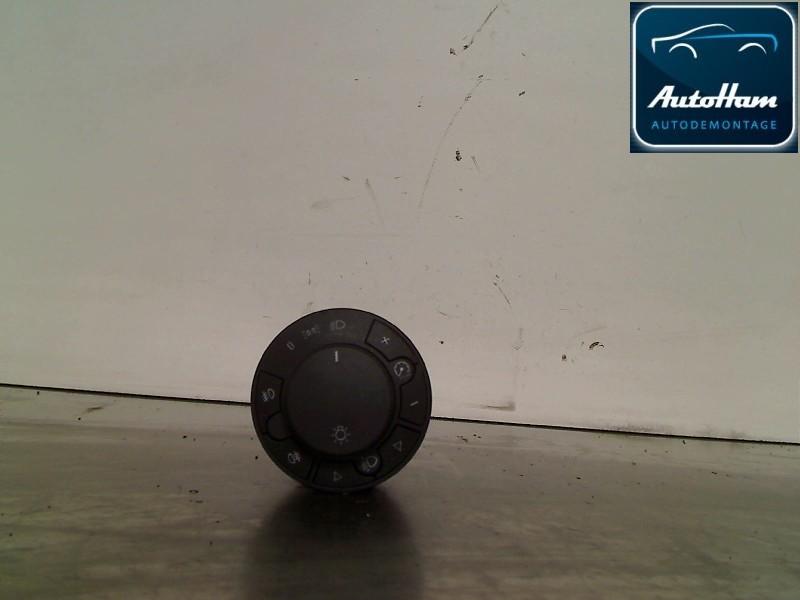 LICHTSCHAKELAAR Corsa D (|13249397EB|13249397|13249508|), Gebruikt, Opel