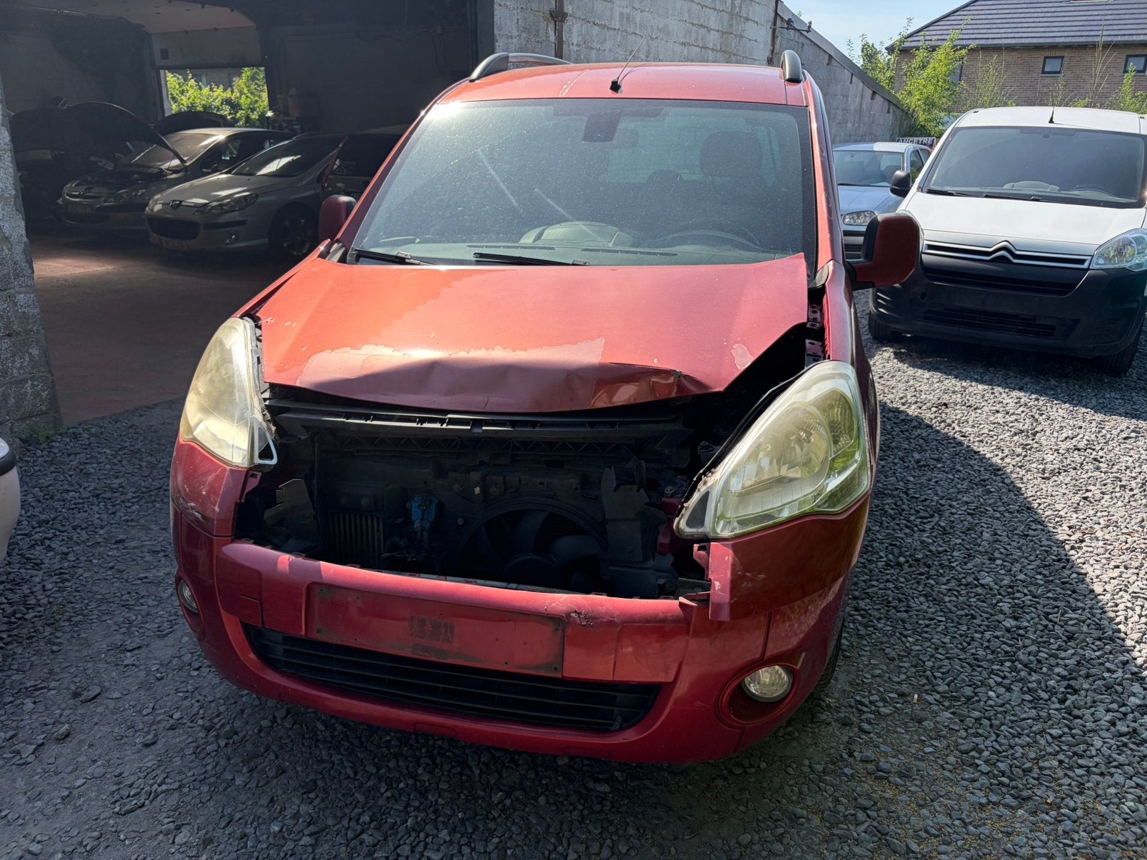 CITROEN BERLINGO 1.6 HDI 75CV **AIRCO**ACCIDENTER**EURO5**, Rouge, Euro 5, Achat, Entreprise