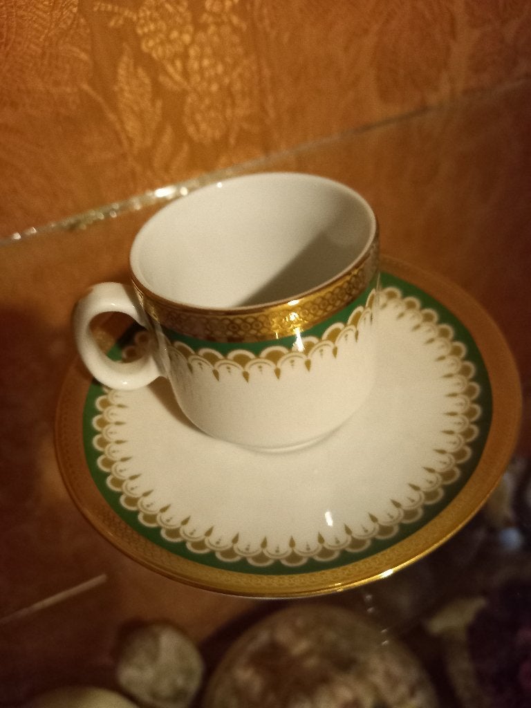 Tasses à café, Enlèvement