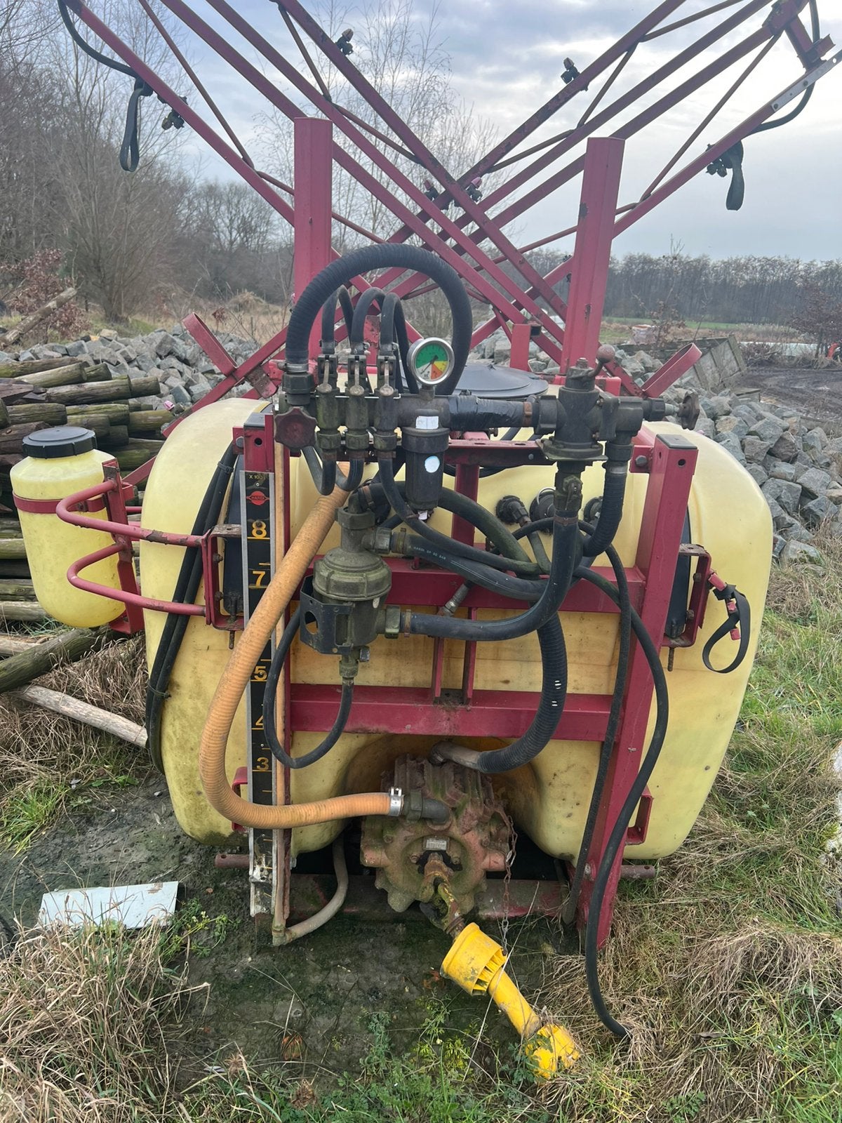 Hardi sproeier, Ophalen