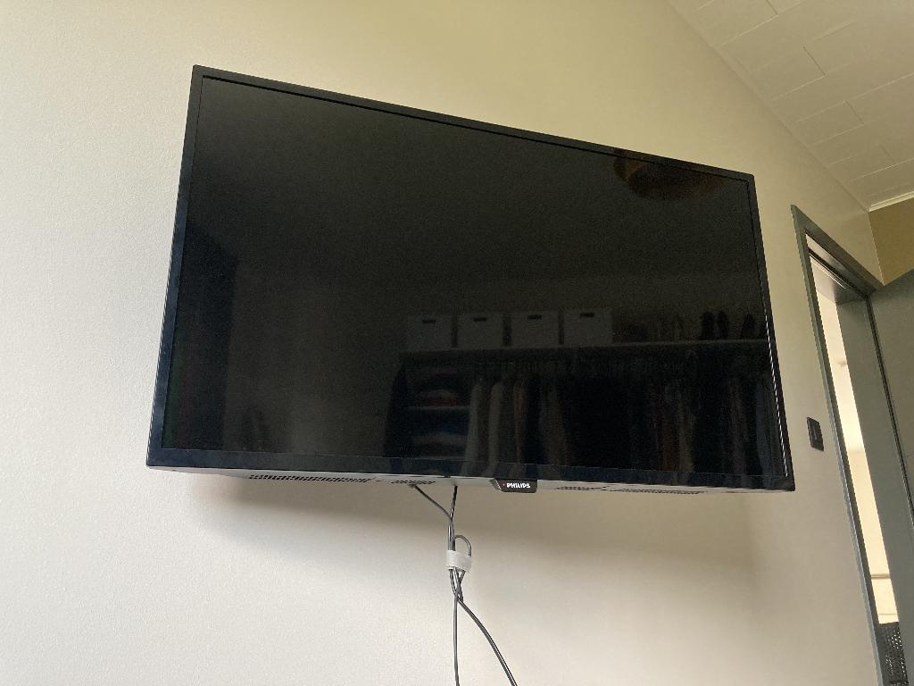 32 inch Philips TV, Audio, Tv en Foto, Televisies, Ophalen, Philips, LED, Zo goed als nieuw