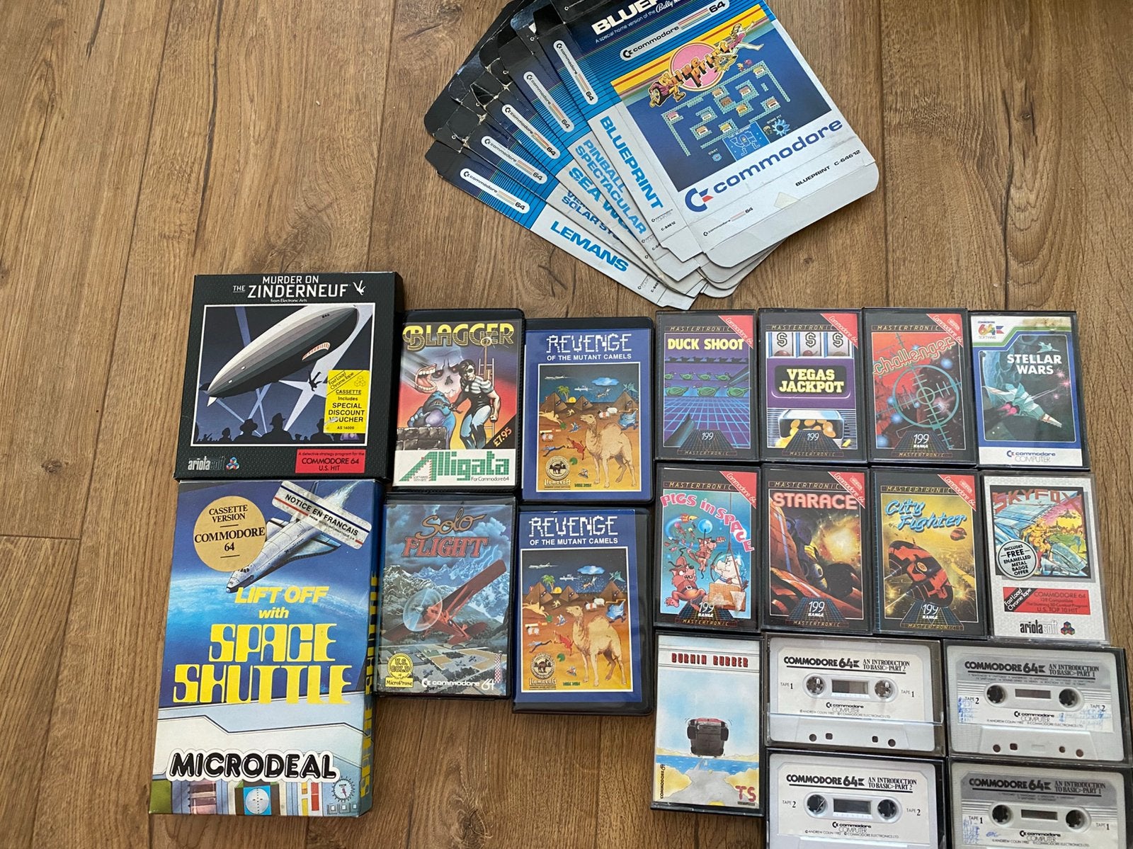 Commodore 64 - 15 spellen +..., Ophalen of Verzenden, Zo goed als nieuw