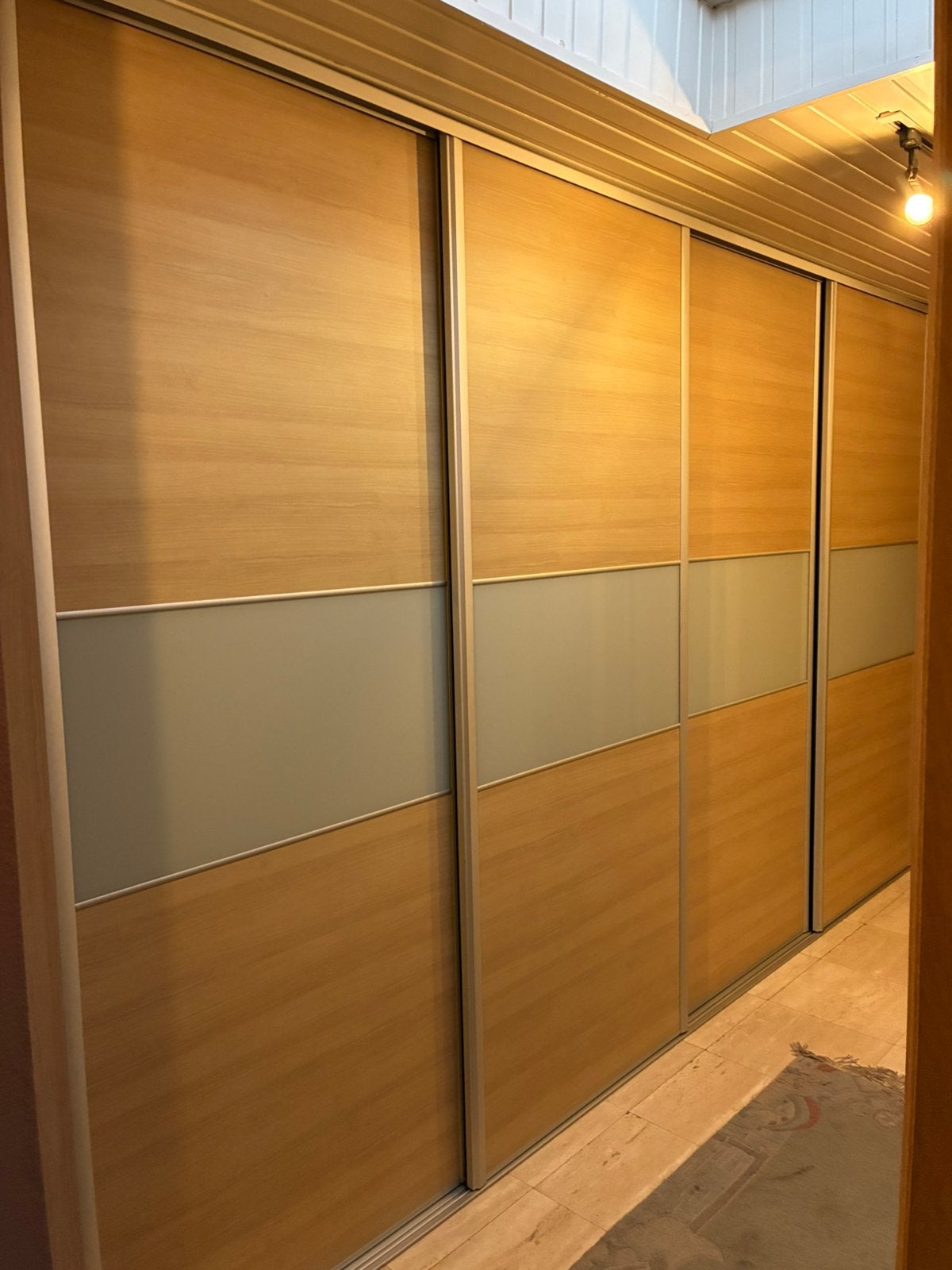 Moderne inbouw kasten te koop, Enlèvement