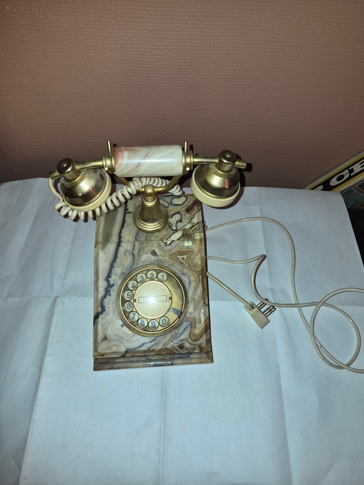 téléphone de bureau en marbre, Enlèvement ou Envoi