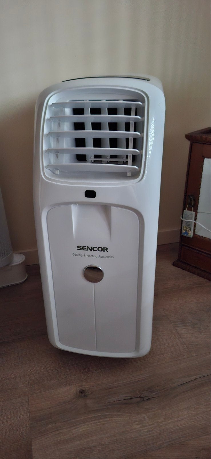 Climatiseur mobile Sencor Zgan. (chauffage/refroidissement/d, Refroidissement et Déshumidification, 60 à 100 m³, Classe énergétique A ou plus économe
