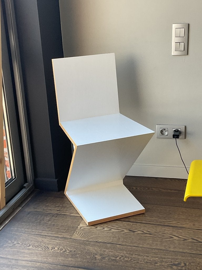 Zig-zag stoel van Cassina, Antiquités & Art, Art | Objets design, Chaise, Bois, Blanc, Marqué, Numéroté, Signé, Fait main, Massif
