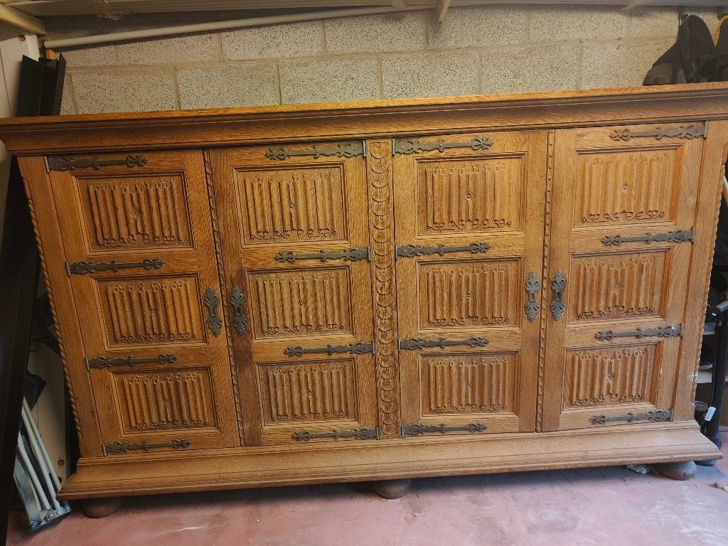 Antieke kast, Ophalen