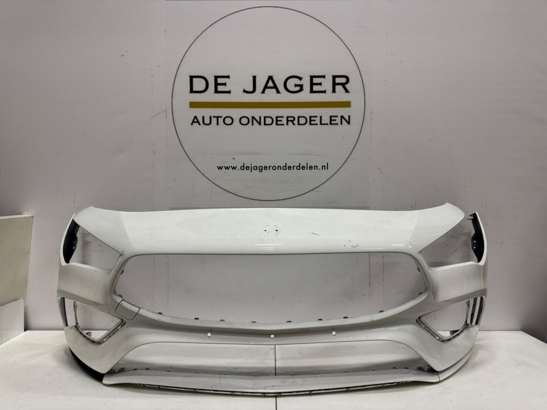 Pare-chocs avant Mercedes CLA W118 AMG A1188853901 2019-, Mercedes-Benz AG, Pare-chocs, Mercedes-Benz, Utilisé