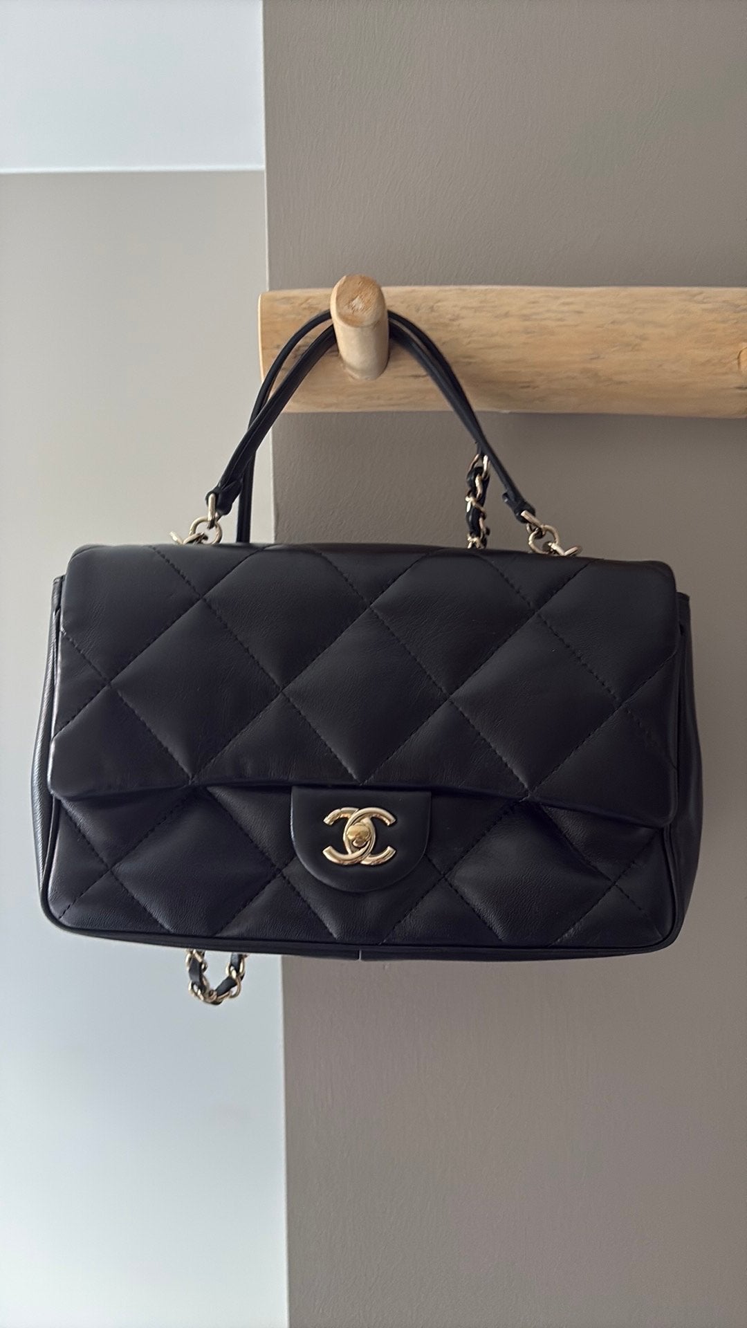 Sac Chanel (pas de faux), Enlèvement, Comme neuf