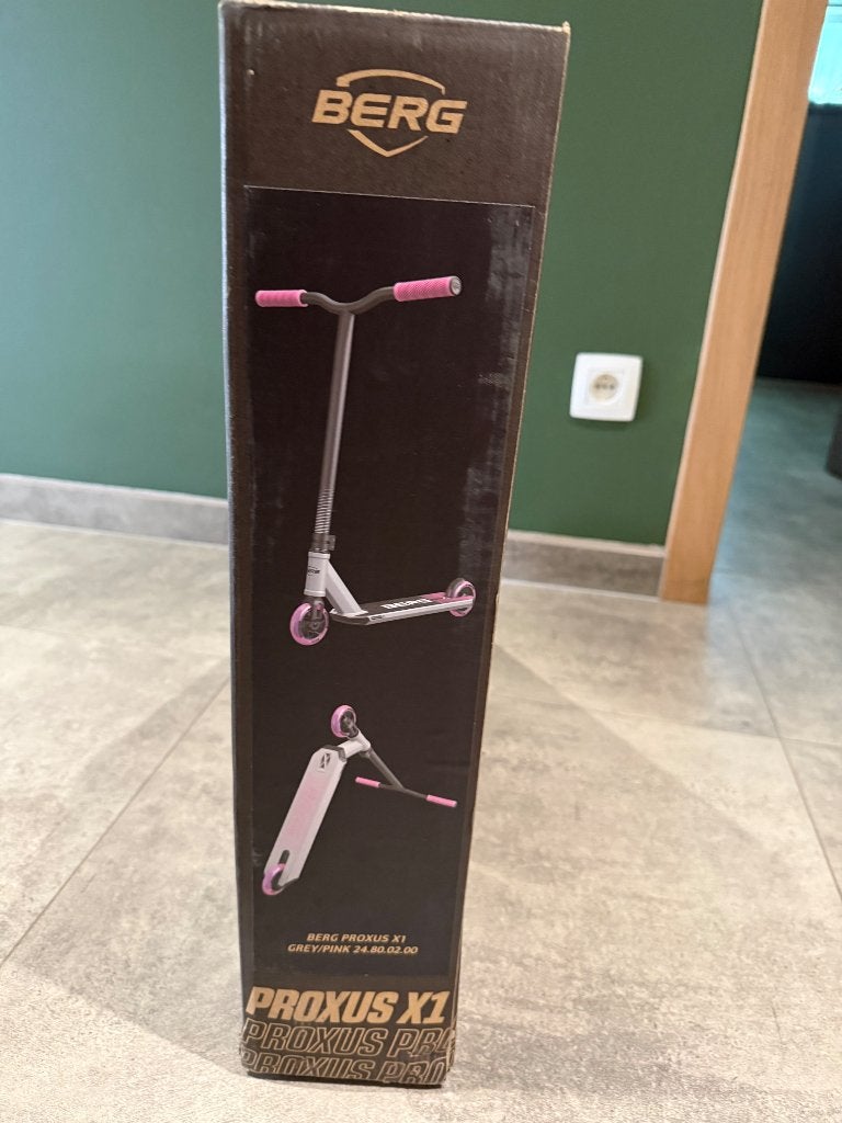 Trottinette BERG Rose, Fietsen en Brommers, Steps, Ophalen of Verzenden, Nieuw, Overige typen