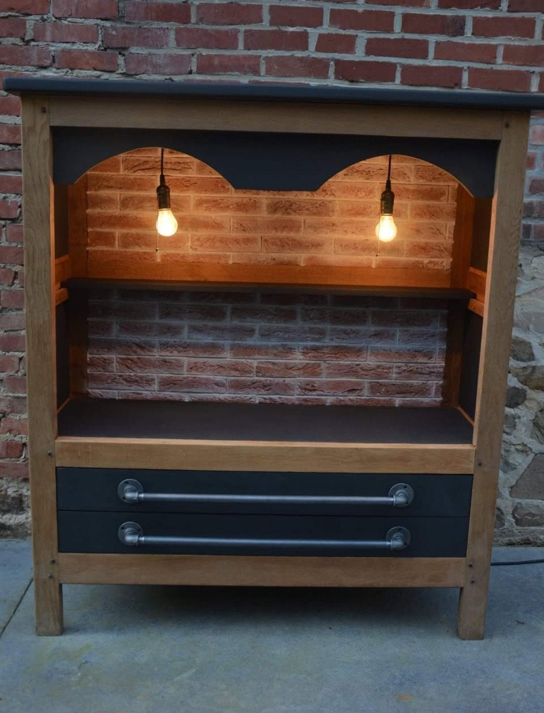meuble en chêne rénové dans un style industriel, Moins de 25 cm, Chêne, Comme neuf, 100 à 150 cm