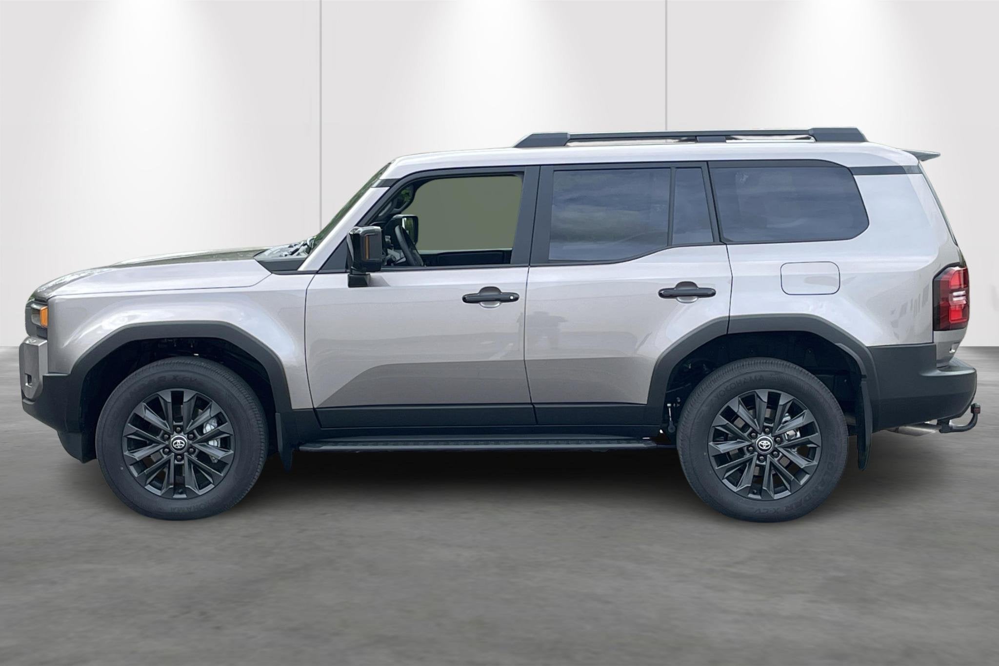 Toyota Land Cruiser 2.8L MHEV VX-L 4WD AUTO DEMO (niet inges, Auto's, Automaat, Stof, Gebruikt, 4 cilinders