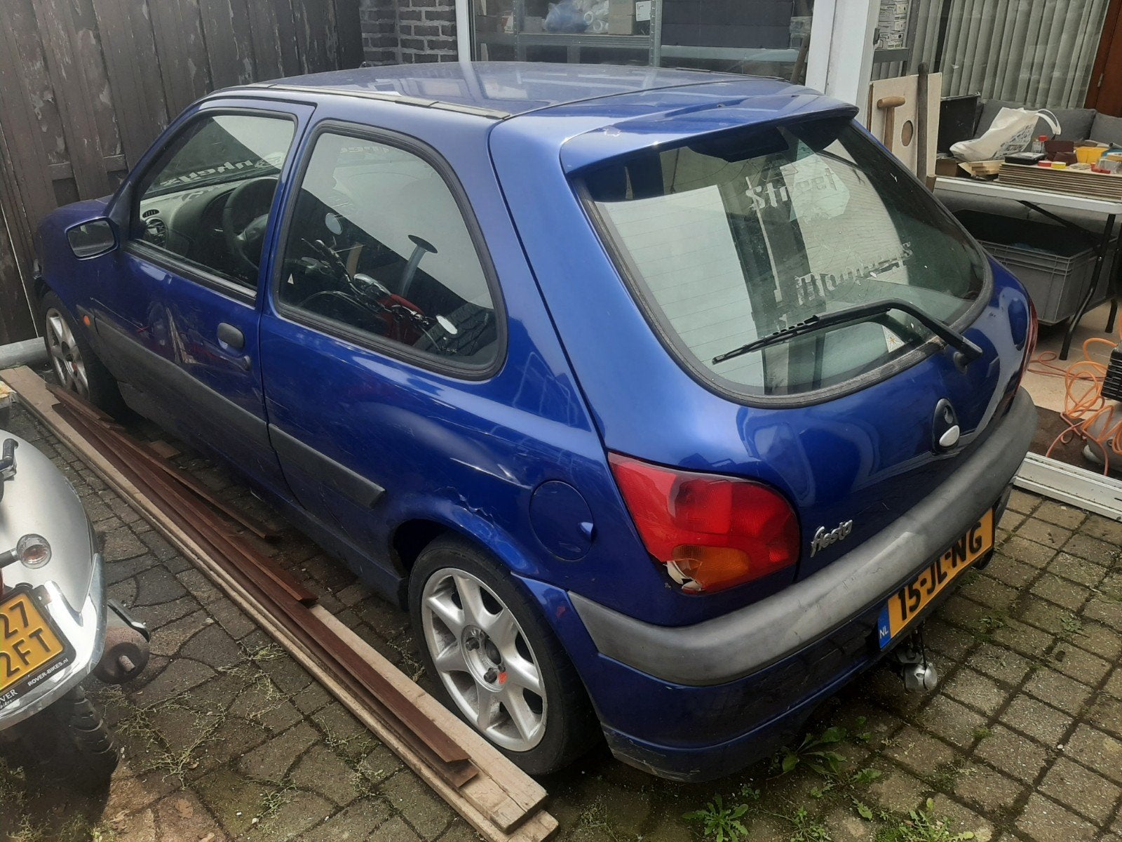 Ford Fiesta mk4 blauw onderdelen, Enlèvement ou Envoi, Utilisé, Ford